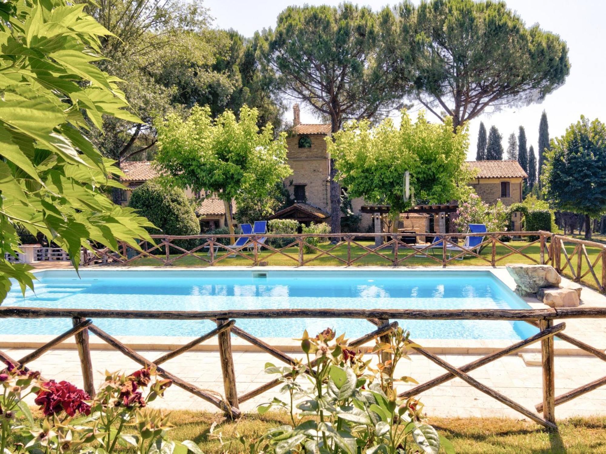 Farmhouse In Marsciano With Vineyards Olive Groves Buitenkant foto