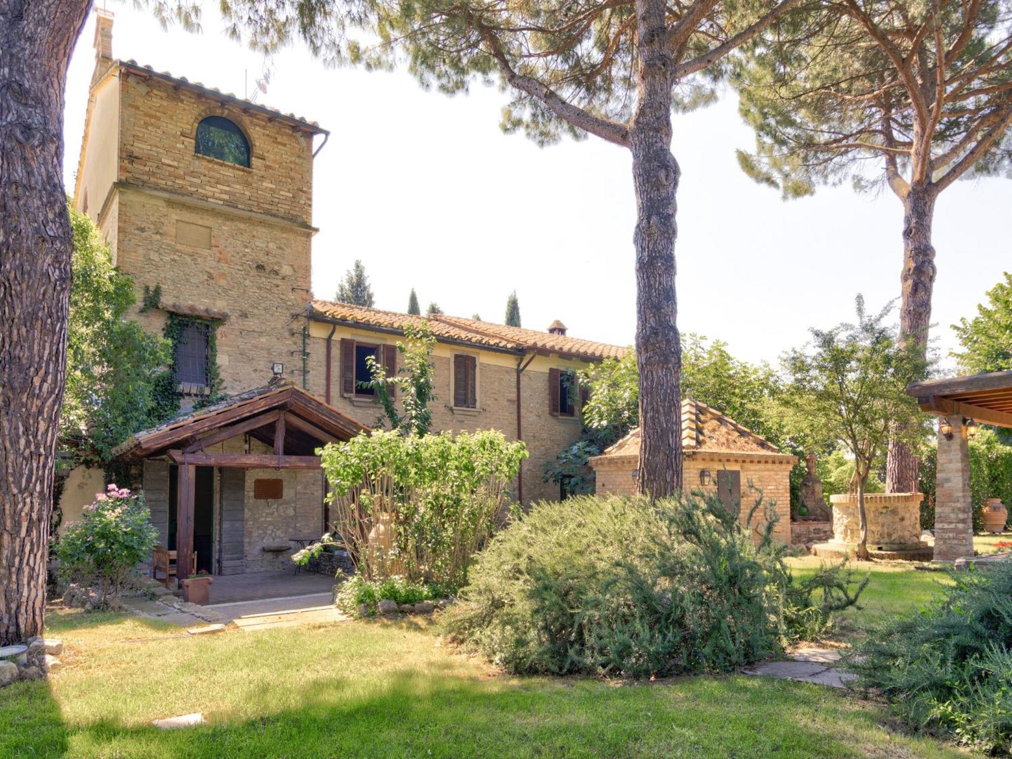 Farmhouse In Marsciano With Vineyards Olive Groves Buitenkant foto