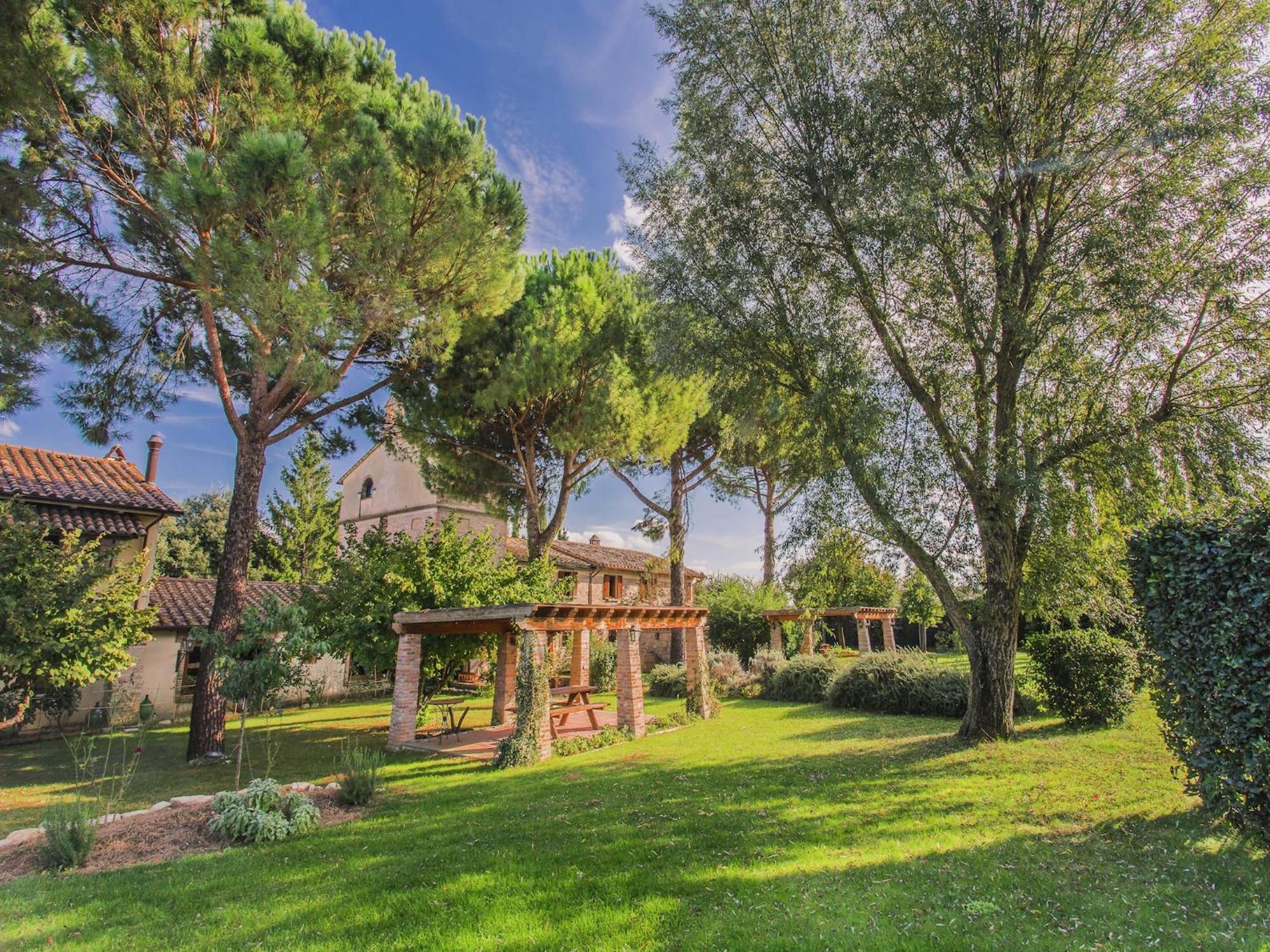 Farmhouse In Marsciano With Vineyards Olive Groves Buitenkant foto